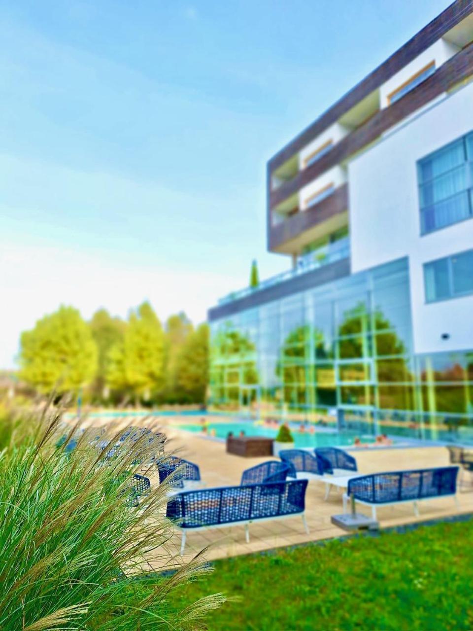 Whirlpool-suite Amadeus - Weitblick - Golf & Wellness - Direkter Bademantelgang - Adults Only Apartament Bad Waltersdorf